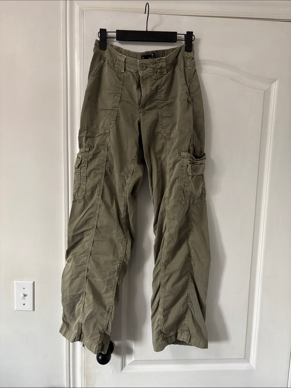 Hollister low raise Cargo Pants in Olive Green